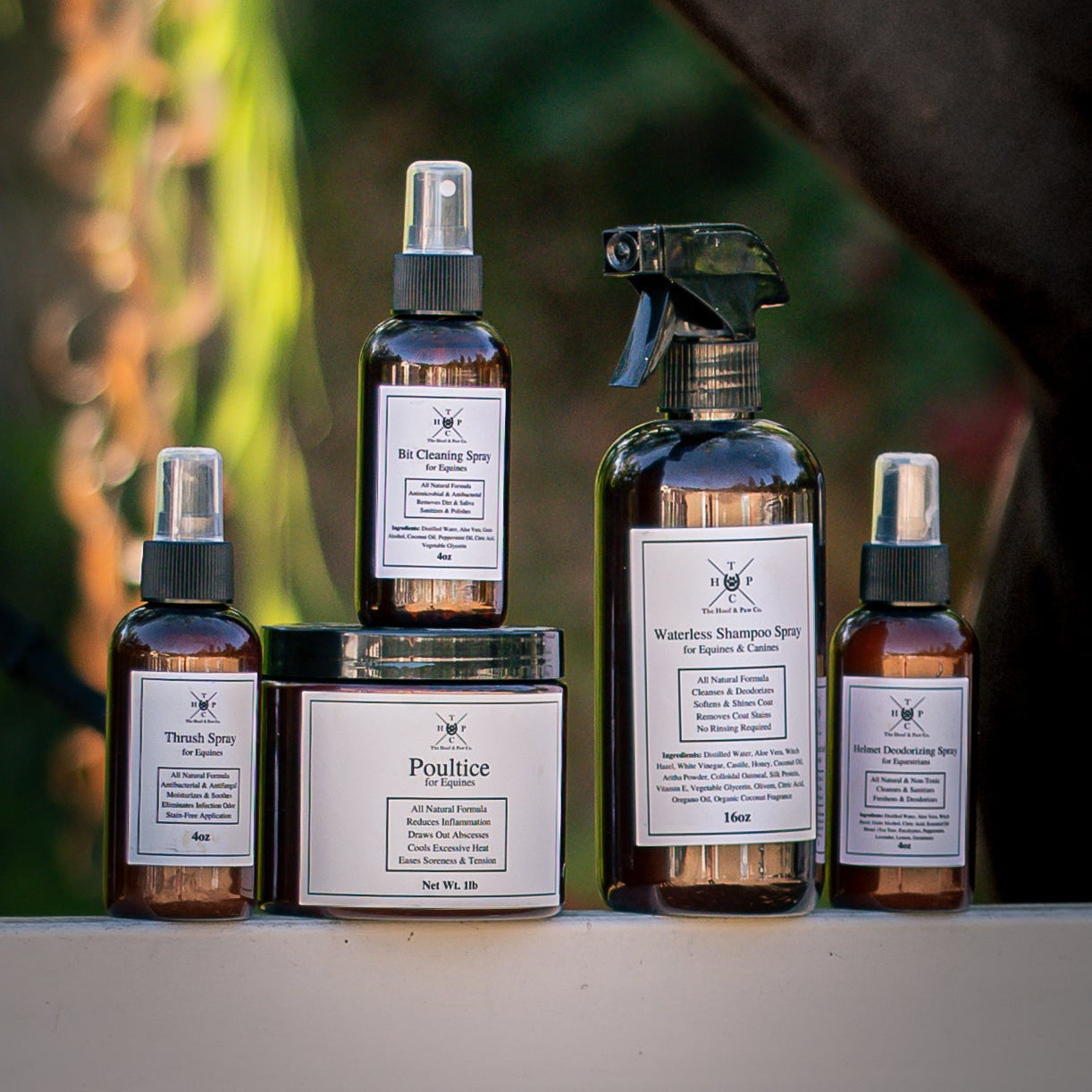 Waterless Shampoo Spray for Dogs & Horses - 16oz - Brought to you by Hoof & Paw Co.