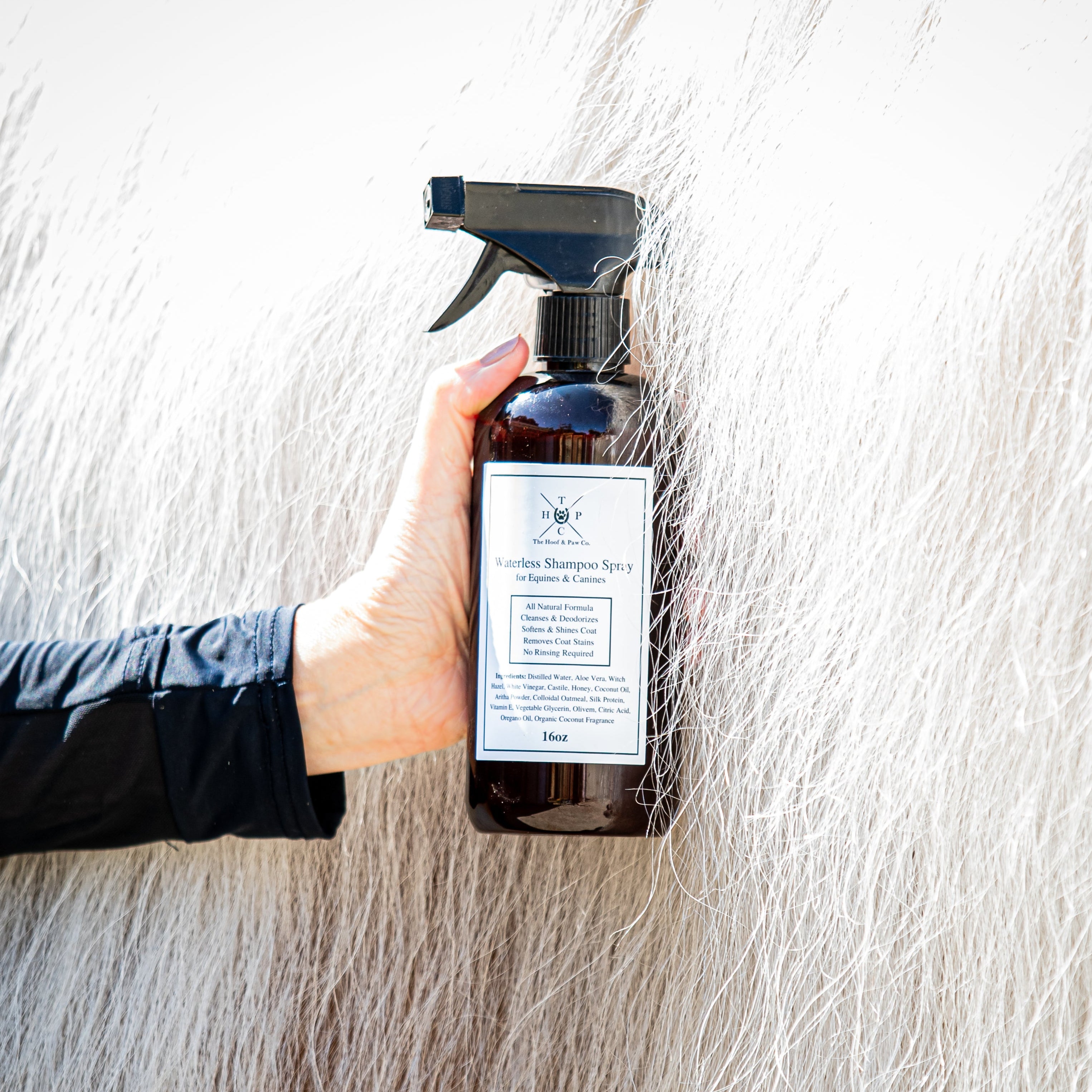 Waterless Shampoo Spray for Dogs & Horses - 16oz - Brought to you by Hoof & Paw Co.