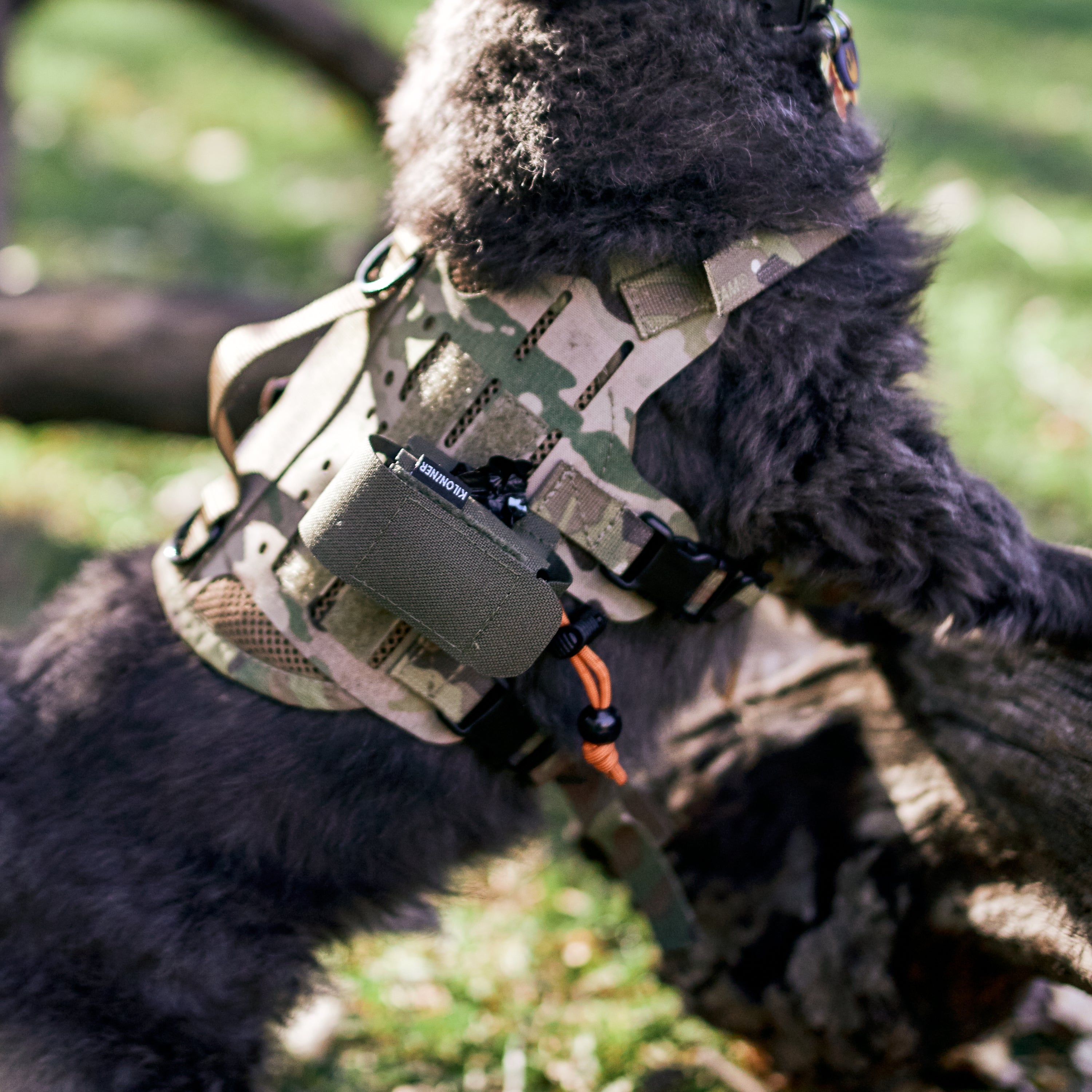 K9R - MP4 Poop Bag Dispenser Pouch